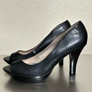 Fergalicious by Fergie Stylish Black Peep-Toe Platform Heels Size 8M